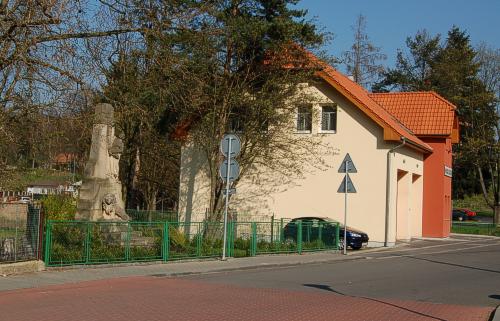 POKUD CHCETE ZAVT OKNO KLIKNTE NA OBRZEK