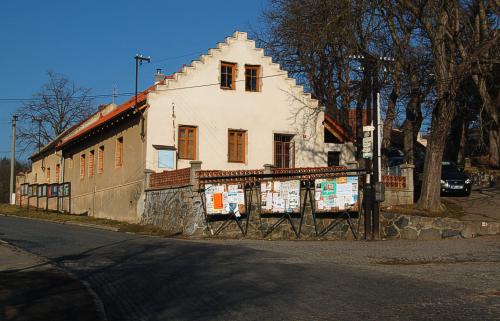 POKUD CHCETE ZAVT OKNO KLIKNTE NA OBRZEK