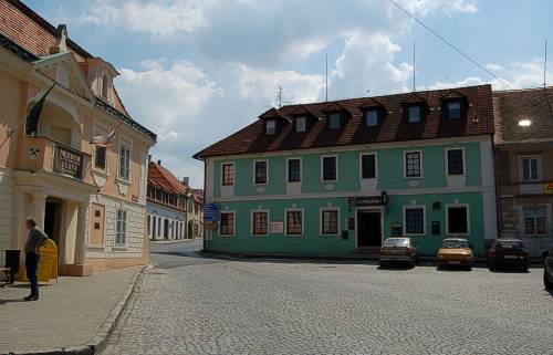 POKUD CHCETE ZAVT OKNO KLIKNTE NA OBRZEK