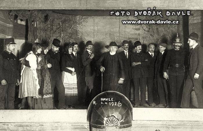POKUD CHCETE ZAVT OKNO KLIKNTE NA OBRZEK