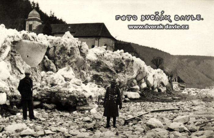 POKUD CHCETE ZAVT OKNO KLIKNTE NA OBRZEK
