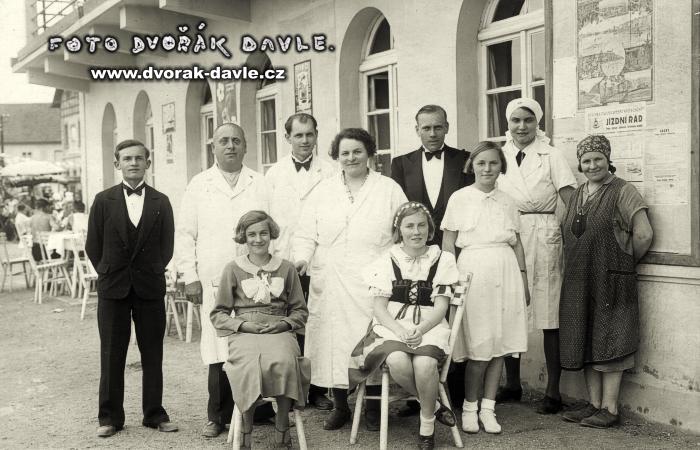 POKUD CHCETE ZAVT OKNO KLIKNTE NA OBRZEK