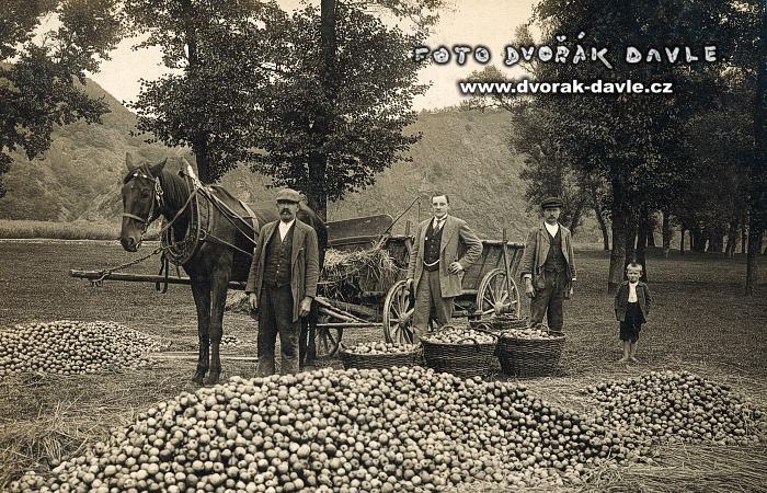 POKUD CHCETE ZAVT OKNO KLIKNTE NA OBRZEK