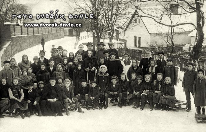 POKUD CHCETE ZAVT OKNO KLIKNTE NA OBRZEK